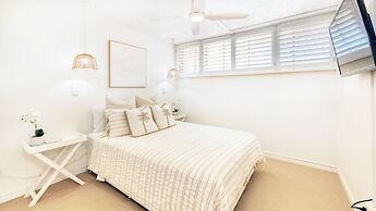 Merrima Court Holidays