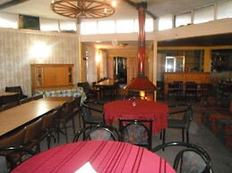 Cooma Country Club Motor Inn