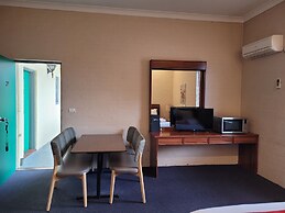 Seaton Arms Motor Inn