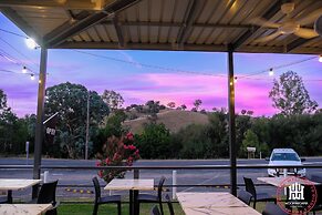 Woomargama Village Hotel Motel