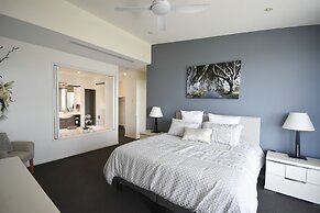 The Dunes Cotton Tree