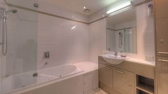 The Dunes Cotton Tree