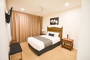 The Dunes Cotton Tree