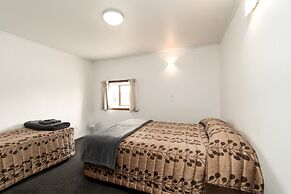 Centennial Court Hotel