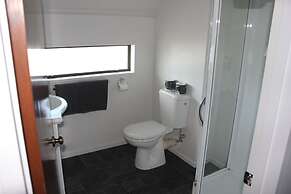 Centennial Court Hotel