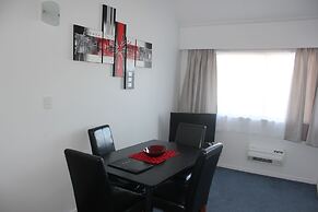 Centennial Court Hotel