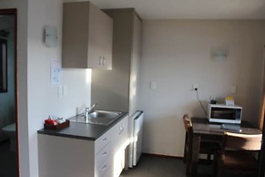 Centennial Court Hotel