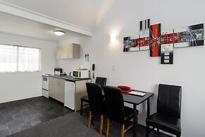 Centennial Court Hotel