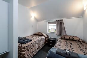 Centennial Court Hotel