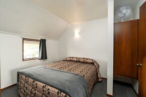 Centennial Court Hotel