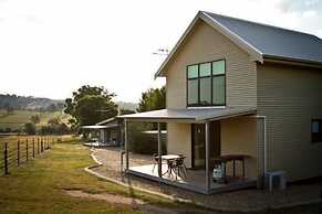 Hillview Farmstay