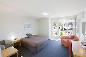 Summer East Serviced Apartments