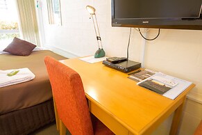 Summer East Serviced Apartments