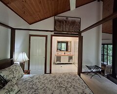 Limpinwood Lodge