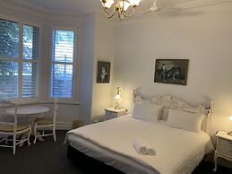Arundel's Boutique Accommodation