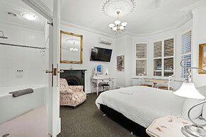 Arundel's Boutique Accommodation