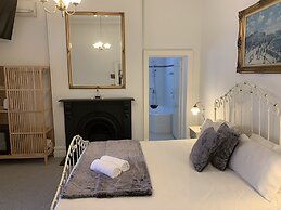 Arundel's Boutique Accommodation