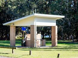 Budgewoi Holiday Park