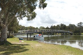 Budgewoi Holiday Park