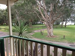 Budgewoi Holiday Park