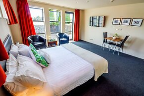 Coleraine Suites & Apartments