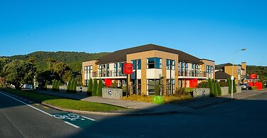 Coleraine Suites & Apartments