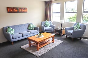 Coleraine Suites & Apartments