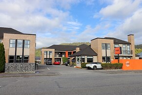 Coleraine Suites & Apartments