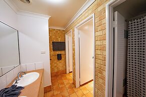 Esperance Foreshore Apartments