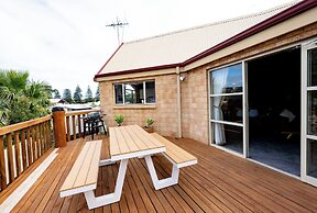Esperance Foreshore Apartments
