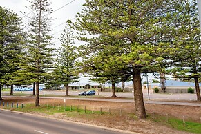 Esperance Foreshore Apartments
