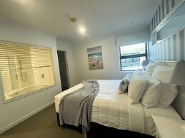 Ocean Breeze Resort