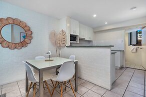 Bayview Beachfront Apartments, in town right on the beach