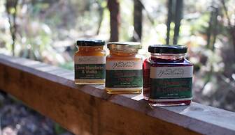 Woodlands Rainforest Retreat