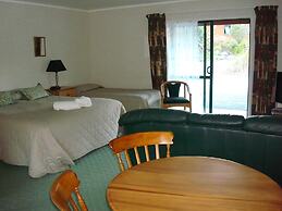 Kiwi Park Motels & Holiday Park