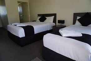 Dooleys Springsure Tavern and Motel