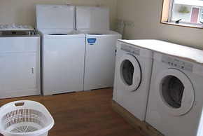 Buller Court on Palmerston