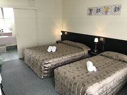 Legends Motel