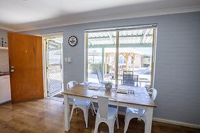 Shark Bay Seafront Apartments