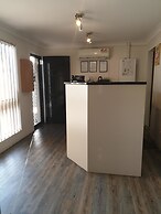 Country Capital Motel