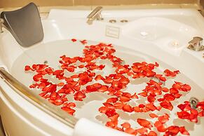 Muong Thanh Vinh Hotel