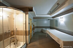 Muong Thanh Vinh Hotel