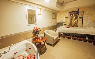 Muong Thanh Vinh Hotel