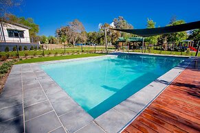 Albury Gardens Tourist Park