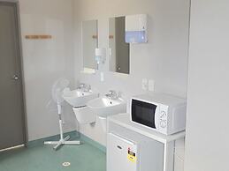 Utopian Motel Taupo - Hostel