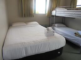 Utopian Motel Taupo - Hostel