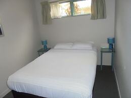 Utopian Motel Taupo - Hostel