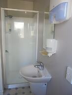 Utopian Motel Taupo - Hostel