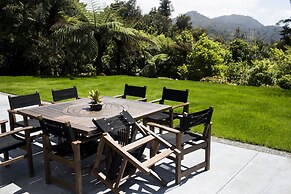 Patuha Rainforest Retreat