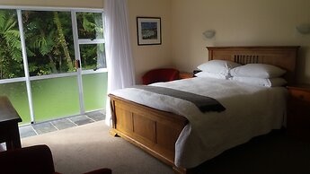 Patuha Rainforest Retreat